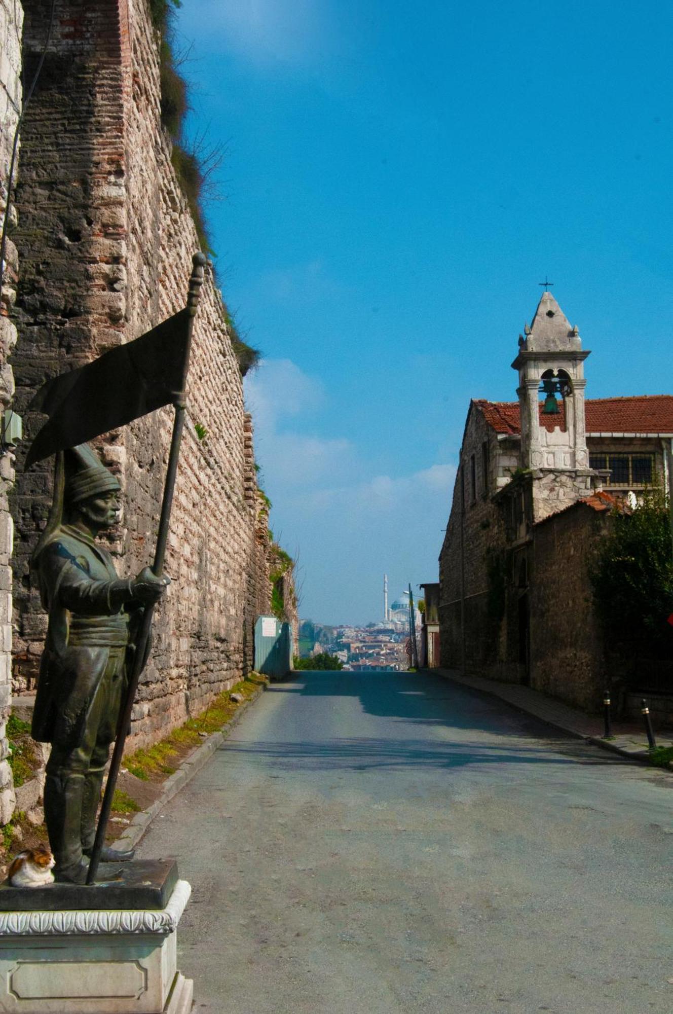 Istanbul Efes Hotel Exterior foto